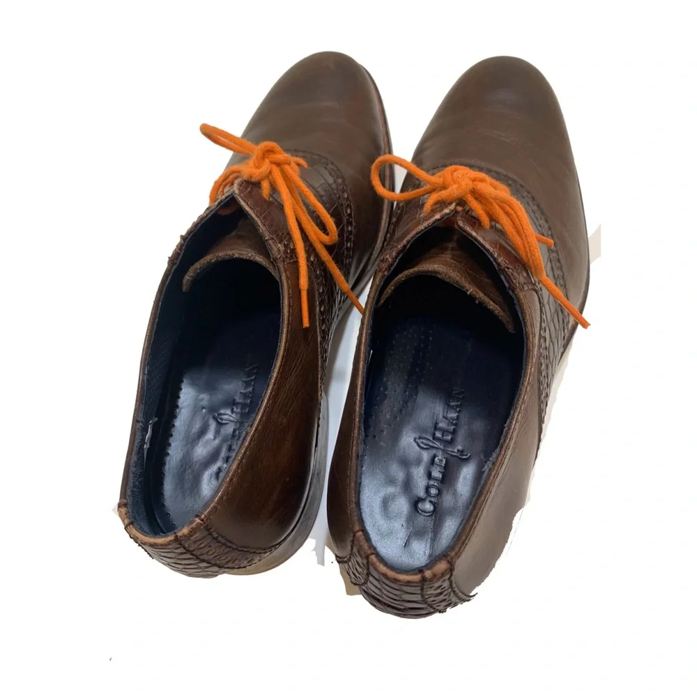 9 / Cole Haan Brown Oxfords with Orange Laces